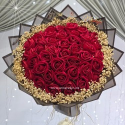 41 Kadife Güllü İsteme – Söz – Nişan Buketi ve İsim Baskılı Altın Cam Kutuda Çikolata 4117 - Thumbnail