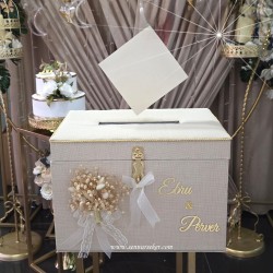 ŞENNUR - Altın Kilit Mekanizmalı Linen Krem Renk Kumaş Kaplı Takı Kutusu, Takı Sandığı 4051