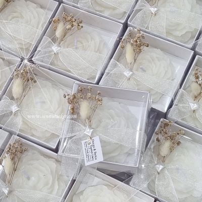 Beyaz Kutuda Şakayık Mum Söz, Nişan, Nikah Hediyeliği 3552 - 1