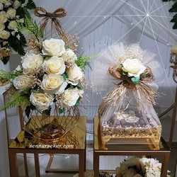 ŞENNUR - Gold Nişan Çiçek ve Çikolata Takımı 2748