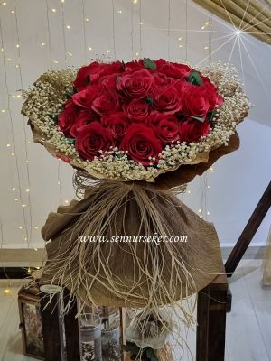 İsteme Buketi ve Cam Kutuda Çikolata Seti 3295 - 2